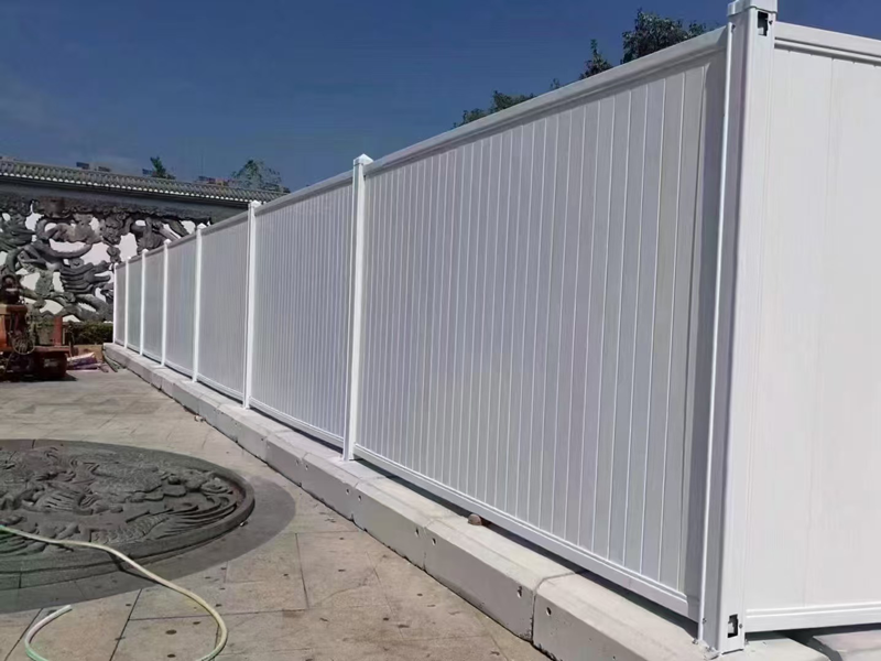 深圳寶安工地500㎡PVC圍擋當天送達，旭東圍擋批發(fā)讓采購更省心！